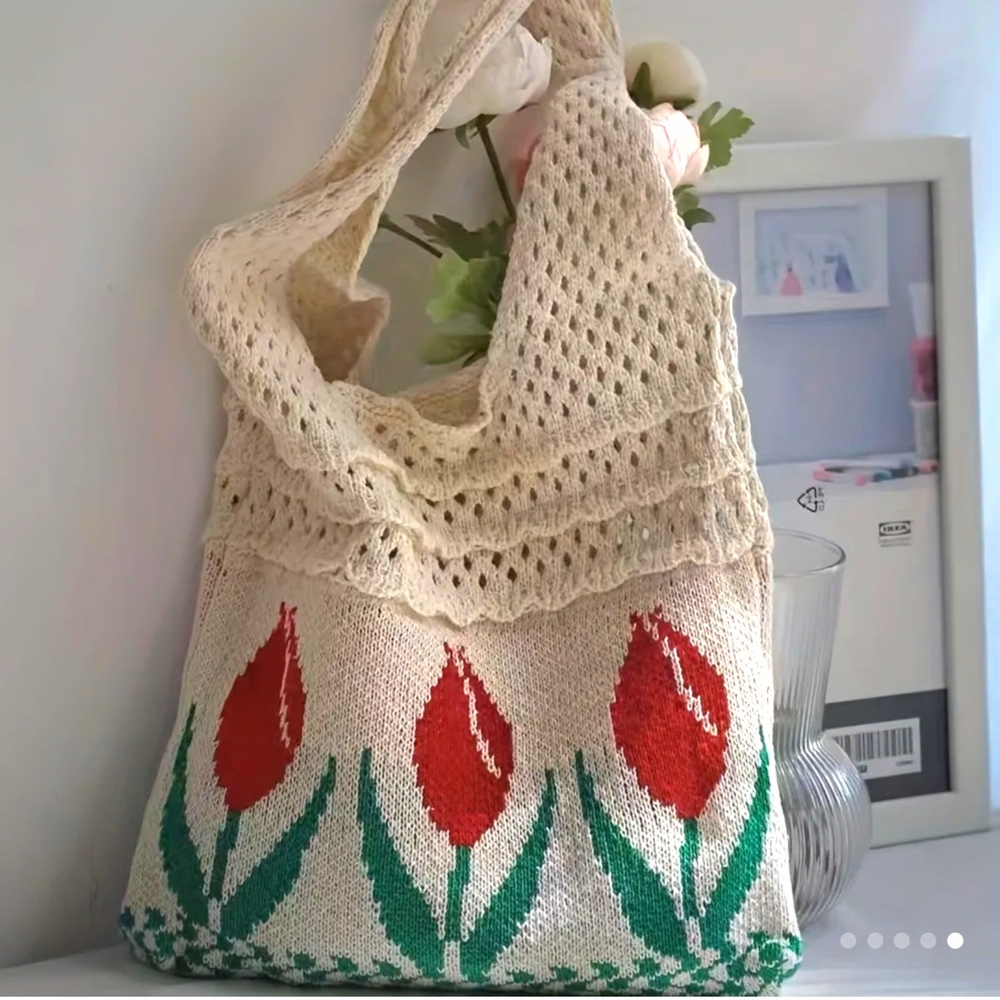 Eyelet Embroidery Floral Pattern Durable Crochet Large Tote/Bag
